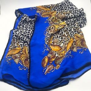Authentic🔥 VERSACE SHAWL